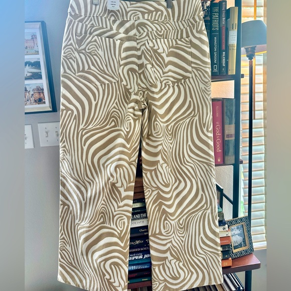 J. McLaughlin Leora Wide Leg Jeans in Tan/Cream Seabray NWT - Picture 8 of 8